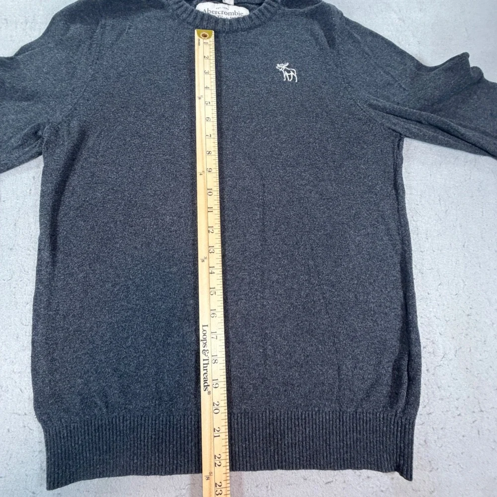 Abercrombie & Fitch Muscle Fit Crewneck Sweater Gray Moose Logo Mens M